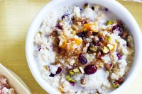 Apricot, cranberry and pistachio quinoa porridge