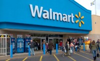 Wal-Mart Sees $3bn Opportunity Refilling Empty Shelves